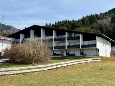 Gepflegtes Ferienappartement mit Balkon in Buching zu verkaufen