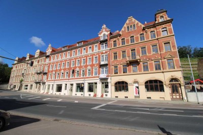 Wunderschöne 4-Raum-DG-Wohnung mit Balkon und Aufzug im Palais am Steinberg