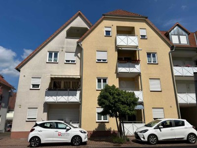 Altersgerechte 2-Zi.-ETW mit Loggia und Aufzug!