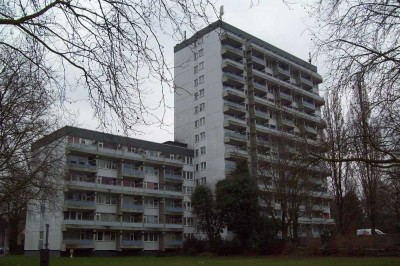 Ab sofort frei!  günstige1-Zimmer-Wohnung mit Balkon in MG- Odenkirchen - WBS erforderlich