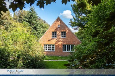 Modernisiertes Landhaus mit Reit- und Stallanlagen auf großzügigem Grundstück. Obj. 8949
