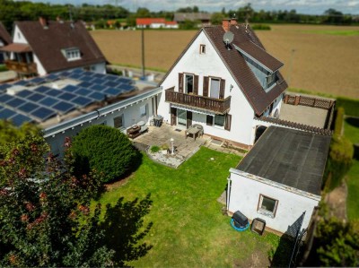 CHARMANTES EINFAMILIENHAUS IN RUHIGER LAGE IN VÖHRINGEN