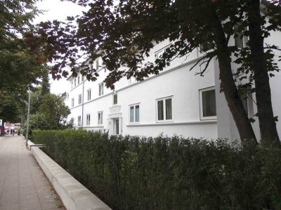 Kleine 1,5 Zimmer Wohnung, Nähe Uni und Sana Klinikum, sofort anmietbar!