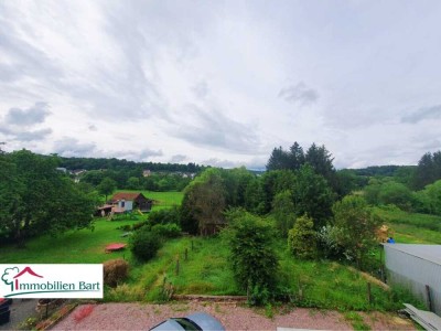 IDEAL FÜR TIERFREUNDE: 219 M² WOHNHAUS AUF 26 AR!