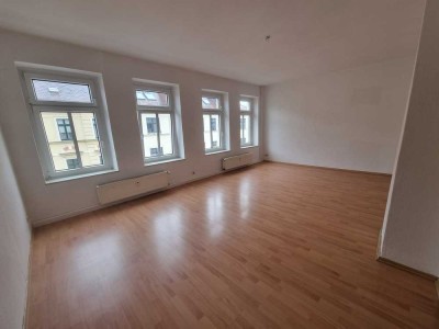2 Zimmerwohnung mit Einbauküche