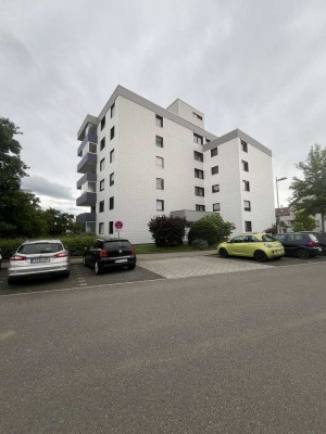Ruhig wohnen im Zentrum – 3,5-Zimmerwohnung mit großem Balkon in Renningen