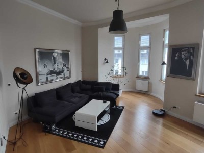 großzügige Altbauwohnung in guter Lage
