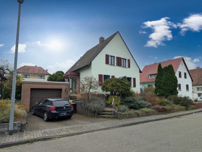 Schönes Einfamilienhaus mit Garage und Garten in Niederauerbach