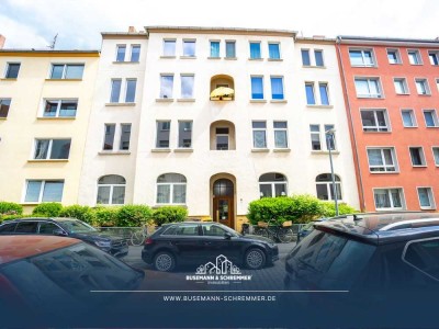 RESERVIERT! Wohnen im Altbau zwischen Eilenriede und Maschsee – hohe Decken und zwei Balkone