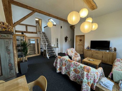 Modernisierte 3 Zimmer Galerie-Wohnung mit exklusivem Charme, Balkon, Sauna, uvm.!