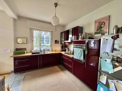 4-Zimmer-Hochparterre/Souterrain Wohnung mit Terrasse und Garten in Köln Marienburg