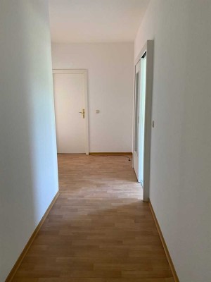 Großzügige 3-Raum-Wohnung mit Balkon
