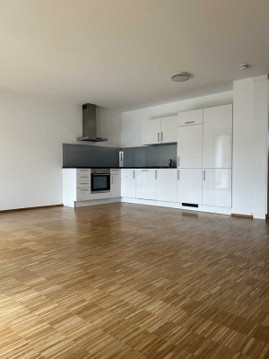 Attraktive 3-Zi.-Wohnung im EG mit Balkon in Rottendorf