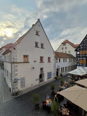 Attraktive 3,5-Zimmer-Wohnung – Erstbezug nach Renovierung – mitten in der Altstadt Weimars