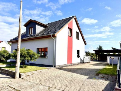 Modernes Einfamilienhaus mit 6 Zimmern in ruhiger Lage, barrierefreies EG !!!