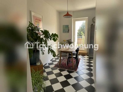 Tauschwohnung: Helle 2-Zimmer-Wohnung mit Balkon und Einbauküche