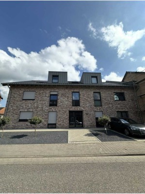 3 Zimmer Wohnung in einem 8 Familienhaus in Geilenkirchen-Hatterath.