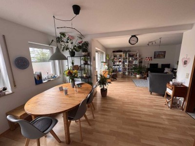 4ZKB EG Wohnung mit schönem Wohn-/Essbereich, Terrasse/Garten und Küche in HD-Rohrbach-WG geeignet