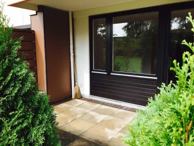 Wunderschöne 1 Zi. Apartment mit Terrasse  und Einbauküche