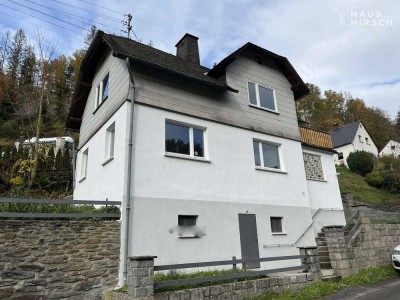 Modernisiertes freistehendes Einfamilienhaus mit Garten und Terrasse in ruhiger Lage