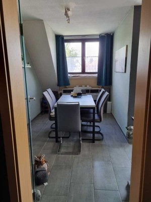 Helle 4-Raum-Dachgeschosswohnung in 58455, Witten