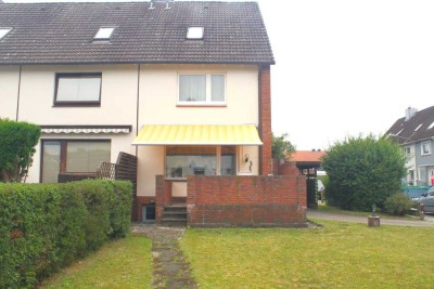 Gepflegtes Endreihenhaus mit Carport und neuer Heizung auf Eigenland!!