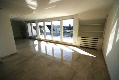 Luxuriöse Maisonette-Traumwohnung im Zentrum von Köln Dellbrück - provisionsfrei