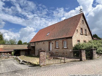Charmantes Einfamilienhaus mit Scheune und großem Grundstück