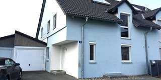 Doppelhaushälfte in Pressath mit sicherer Rendite durch BRD als Mieter