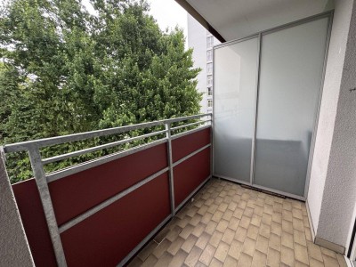 Großzügige 4 Zimmer Genossenschaftswohnung - unbefristeter Mietvertrag