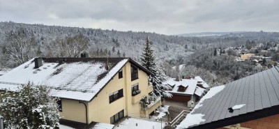 Gepflegte 3-Zimmer-Wohnung mit Balkon und wunderschöner Aussicht in bevorzugler Lage