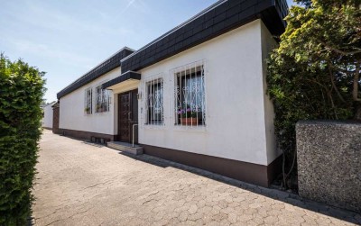 Großzügiger Mehrgenerationen Bungalow mit zwei Einliegerwohnungen in LU.-Pfingstweide