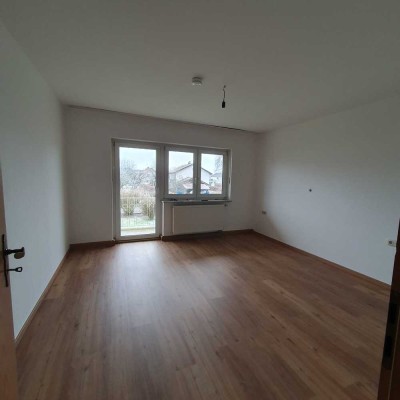 Ansprechende und modernisierte 3-Zimmer-Wohnung mit Balkon in Neuötting