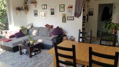 Schöne 2-Zimmer-Wohnung mit gehobener Innenausstattung und großem Balkon