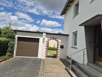 Günstiges 5-Raum-Einfamilienhaus in Bayreuth Aichig/Grunau