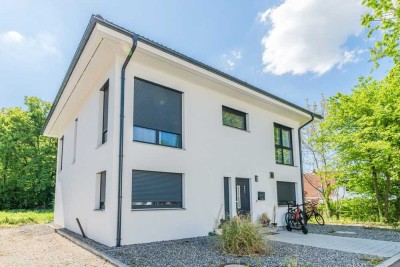 Baujahr 2022 in Singen-Süd!
Neuwertiges Einfamilienhaus auf Erbpachtgrundstück