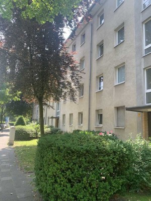 Gemütlich sanierte 2,5 Zimmer ETW im schönen
Düsseldorf - Mörsenbroich- zentr