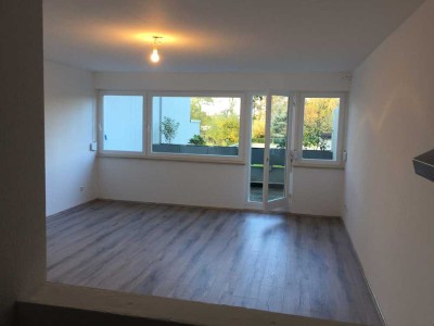 Geschmackvolle 1-Zi- Wohnung mit Balkon und Einbauküche in Darmstadt