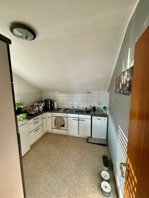 2-Zi-DG-Wohnung mit Balkon und EBK in Oberelchingen