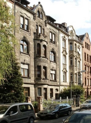 Ansprechende 4-Zimmer-Wohnung mit gehobener Innenausstattung mit EBK in Saarbrücken