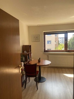Zentral & naturnah: 3,5-Zimmer-Wohnung in Bochum-Linden