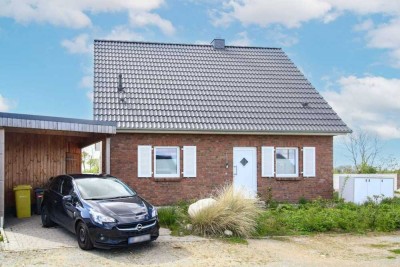 Sofort wohlfühlen: 5-Zi.-EFH mit Garten in Tönning