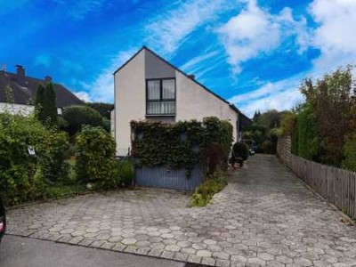 Einfamilienhaus (Erbbaurecht) mit Garten & Garage in ruhiger Lage von Iserlohn-Hennen zu verkaufen