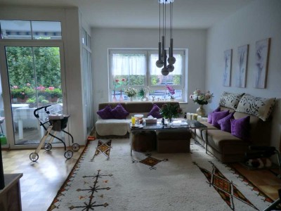 Betreutes -Wohnen     Helle 3-Zimmer-Wohnung in Gersthofer Stadt- Residenz