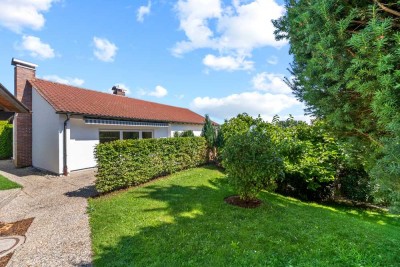 Perfektes Familiendomizil -
Einfamilienhaus mit Einliegerwohnung in Berg