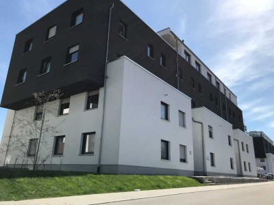 Geschmackvolle 4-Zimmer-Terrassenwohnung mit geh. Innenausstattung mit EBK in Villingen-Schwenningen