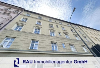 Stilvolle 3,5 Zi. Altbau-Wohnung mit Wohnküche u. Balkon in Haidhausen