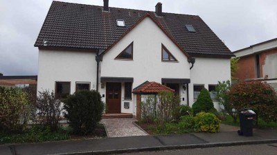 Wülzburghang! Freundliche Doppelhaushälfte in Weißenburgs Top-Lage