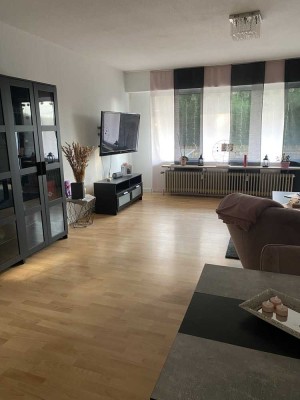 84 m² Wohlfühlwohnung mit Balkon in zentraler Lage von Horrem