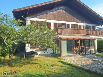 Familienidyll in Breitenfurt: Gepflegtes Familienhaus mit 7 Zimmern und Garage!